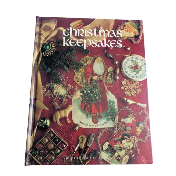 Leisure Arts Presents Christmas Remembered Book Two: Holiday Craft Patterns - Picture 1 of 4